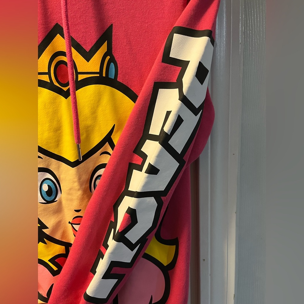 2025 Universal Studios Super Nintendo World Peach Jacket Hoodie XS - Picture 4 of 5